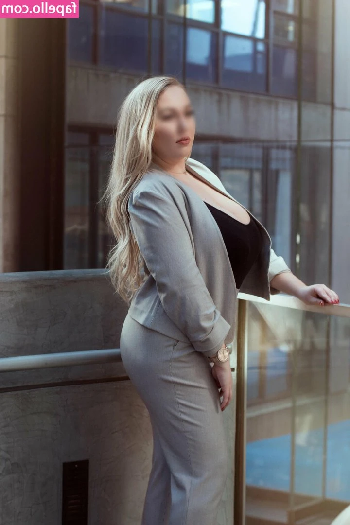 Vanessa Jolie [ vanessa-jolie ] - Ready for my shower 🍆💦💦🥰