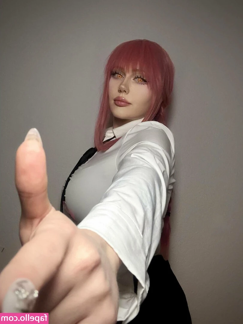 Yuna_Loves_Mochi [ yuna-loves-mochi ] - 5 minute video! Watch me play with a huge buttplug in him while he
