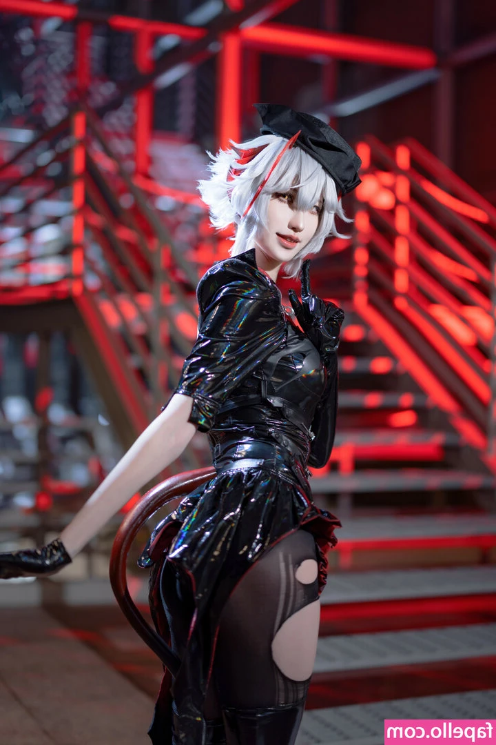 Vikuli - Pictures from messy stuffing