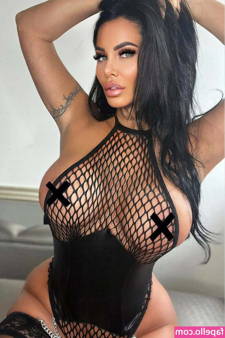 Onlyheni - Heyy baby  Here to wish you a good morning   You re little slut is