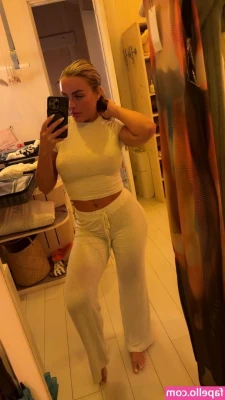 Mandy Sacs | Mandy Rose [ mandy-sacs-mandy-rose-7 ] - What a wonderfull day There is barefoot pedal pumping  again in my