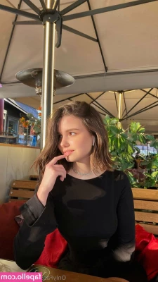 meridee - Small tits need love too