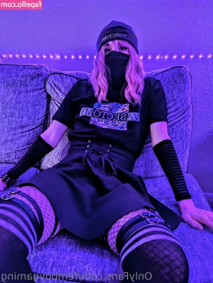femboygaming - Laying around taking some pics