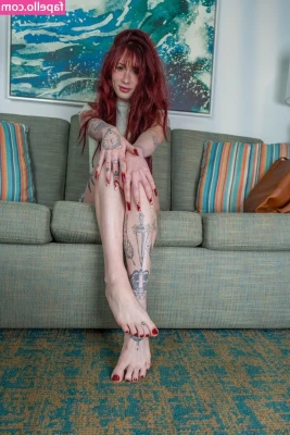 JoeysFeetGirls - 💞do you guys like my outfit? 🥺👉👈