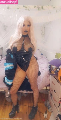 aaimztako - Just an FYI my DMs are open for sexting if anyone s interested It s