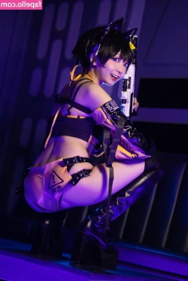 Evil Overlord Gabo [ evil-overlord-gabo ] - Just got some new photos back  Who wants to see the rest