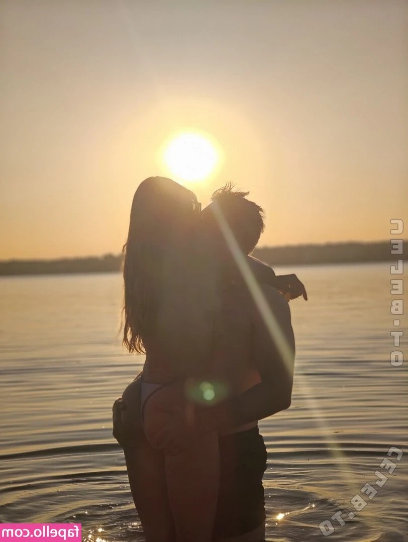 kinkycouplegoals - Who wants to see me play today