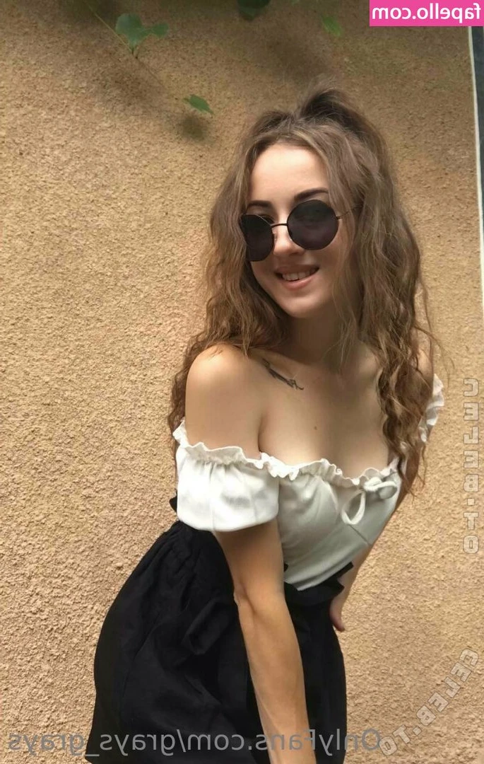 Baby viktoria [ baby-viktoria ] - Put your face underneath