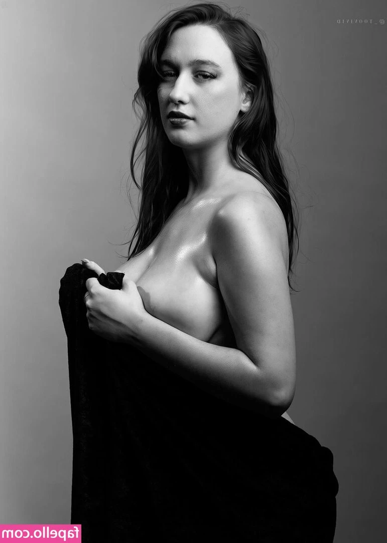 Louise Bordeaux - Polaroid time