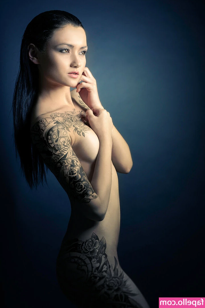 stella_stoyanov [ stella-stoyanov ] - Let me know your favorite colors I m in the market for some new