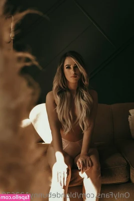 Ashley Higginson [ ashley-higginson ] - Feel more like me back to long hair   what do you think  X