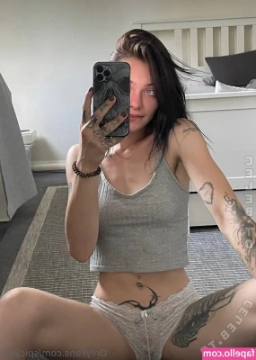 spicyelli - Life nbsp isn t perfect but your outfit can be