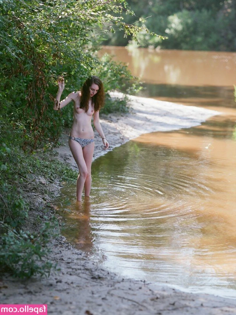 Willow Ray [ willow-ray ] - Come give me a hand 😘