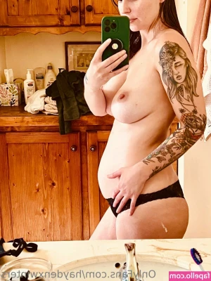 Hayden Winters [ hayden-winters ] - My White Friends having a little fun while I record  LOL  Sub for