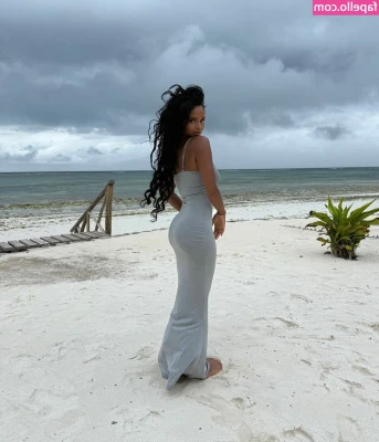 Tosyandra - No shoes no shirt  no problem at all