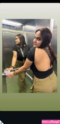 Aliya Naaz [ aliya-naaz ] - Oh hello there  Hehe