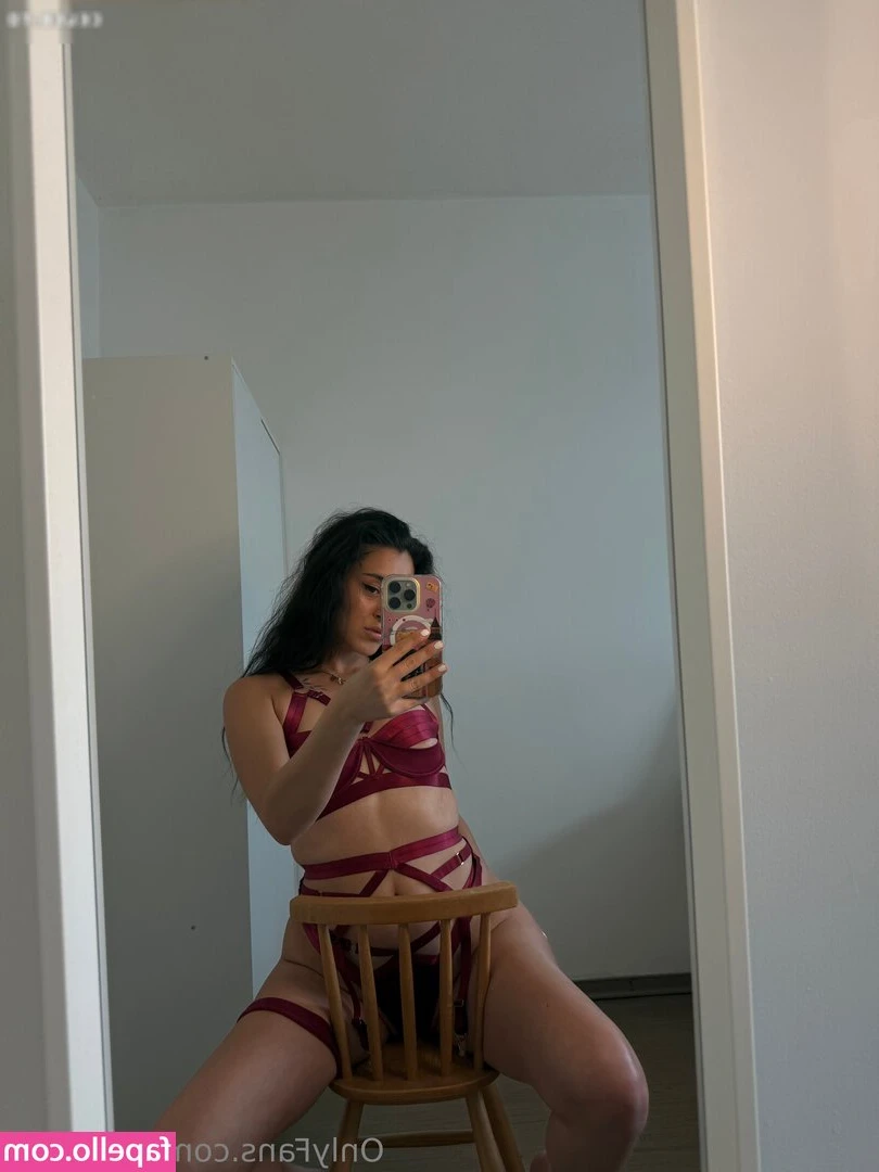 aylin.yld [ aylin-yld ] - https://onlyfans.com/371271611/key.22 already send the link to a free