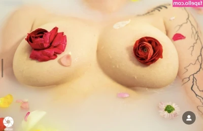 Stella_Ela543 [ stella-ela543 ] - I want to rub you