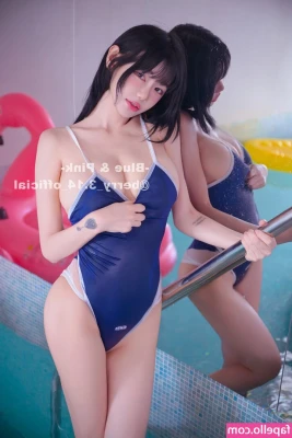 Berry0314 [ berry0314-1 ] - Suck my sexy toes, baby 🫦🦶🏻   (Photoset availabile)