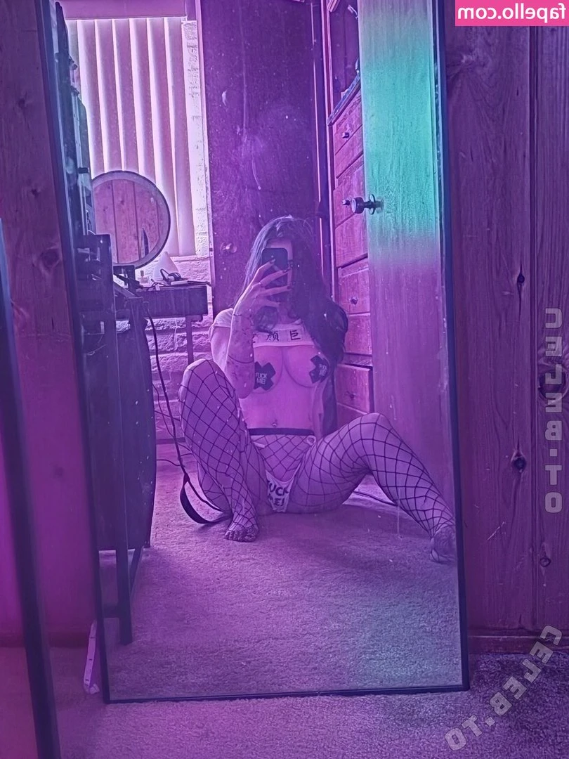AbiLee - 𝑾𝒉𝒂𝒕 𝒔𝒆𝒄𝒓𝒆𝒕