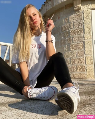 Emmysfeetandsocks - Happy Thanksgiving everyone