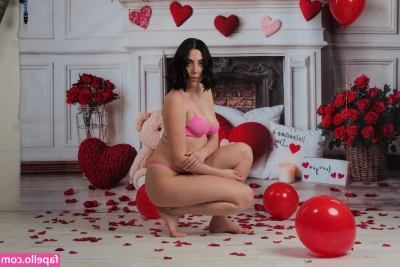 Giulia D'amico [ giulia-d-amico ] - play with me ??? i taste like candy 👅🍭 p.s. tip $10 to be added