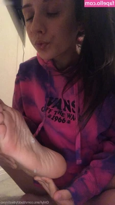 Daddydestinyxo - someone please rescue me from work  i ll do anything