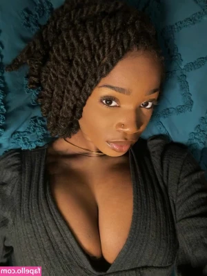 Shai Butta [ shai-butta ] - “I’m not bad, I’m just drawn that way.” Dm me a 💋 to buy