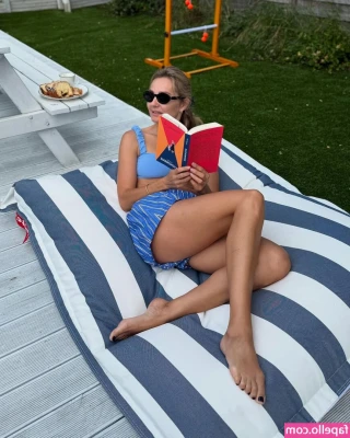 Małgorzata Socha [ malgorzata-socha ] - Start the week right way
