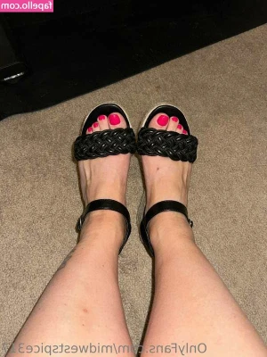 midwestspice317 - when you're on your period so head is a must, no exceptions