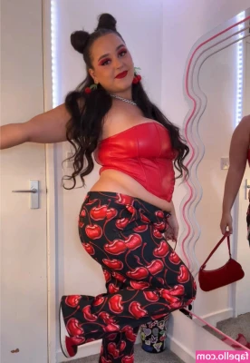 Hannah Espadas [ hannah-espadas ] - send me a tip and i ll send you nudes and clips accordingly