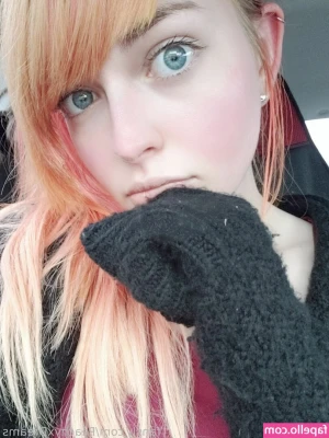 PeachyxDreams - Merry Xmas    Your support and presence here is my biggest gift this