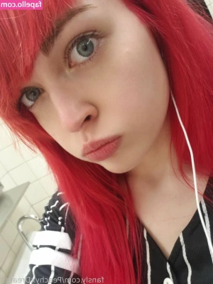 PeachyxDreams - Backkkk to LA! I want to hear from you! What do you want to see me do
