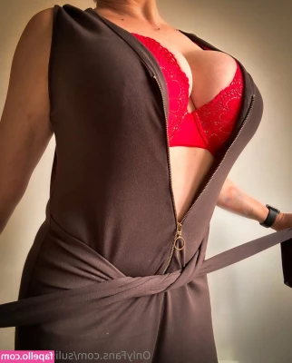 sulis_minerva [ sulis-minerva ] - When mirror selfie game is strong, bikini game is stronger😉