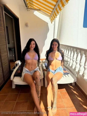 The Sereno Twins [ the-sereno-twins ] - I m leaning on stilettos and bad decisions today       Like   