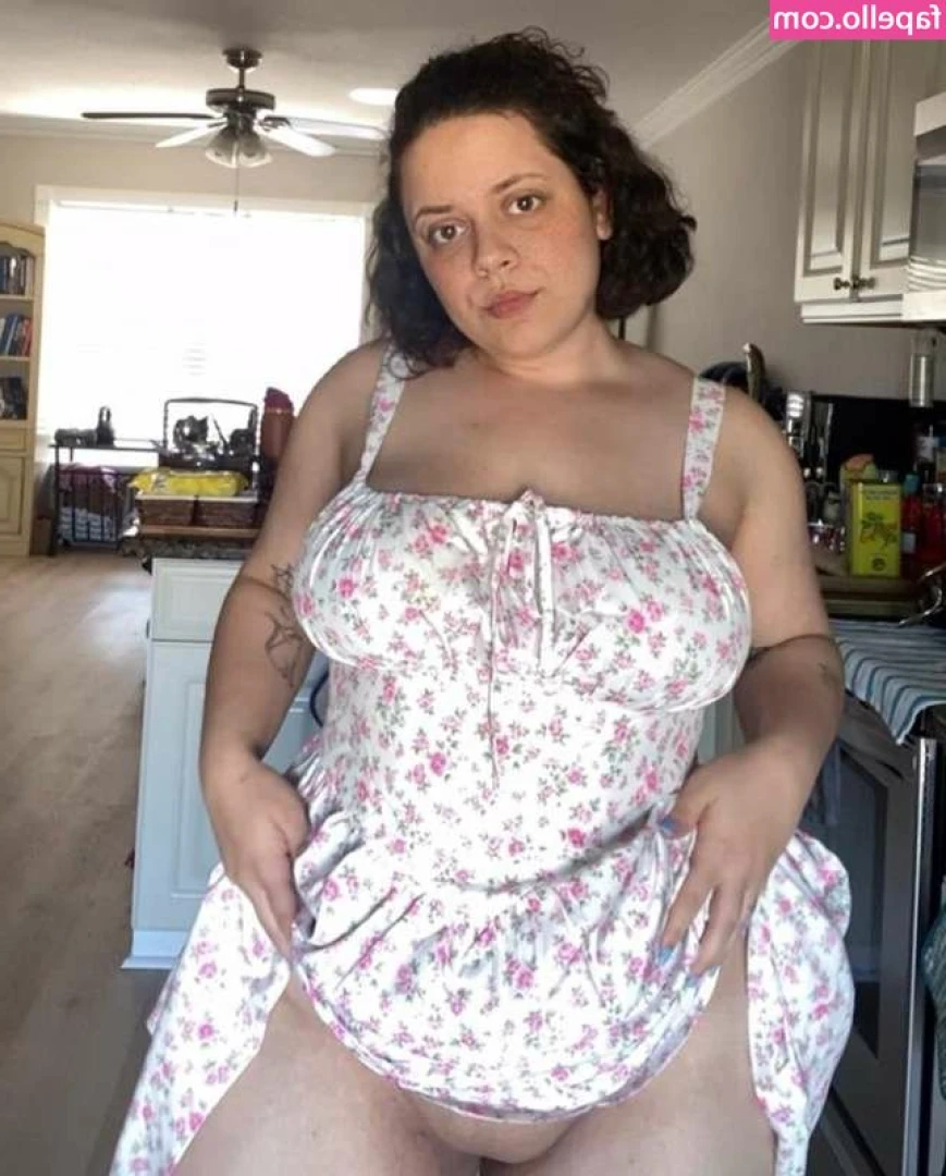 Peach Pie [ peach-pie ] - Emily Bailey Is Back With A Jean Farting Video! @emily_sweet_feet