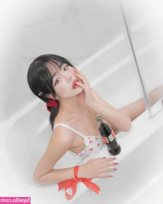 Ero.Mei [ ero-mei ] - Would u let me suck your cock?😈