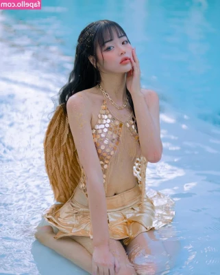 Ero.Mei [ ero-mei ] - Relaxing on this beautiful Tuesday