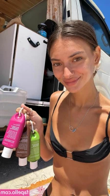 Cassadvantures - If this isn’t the darkest and sexiest of feminine energy idk what is