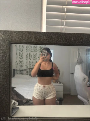 melkoneko - Is anyone sick of my booty yet