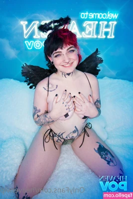 Kenzy Kaye [ kenzy-kaye ] - Wanna have a Throbbing Thursday? Me too! Swing into my DMs.