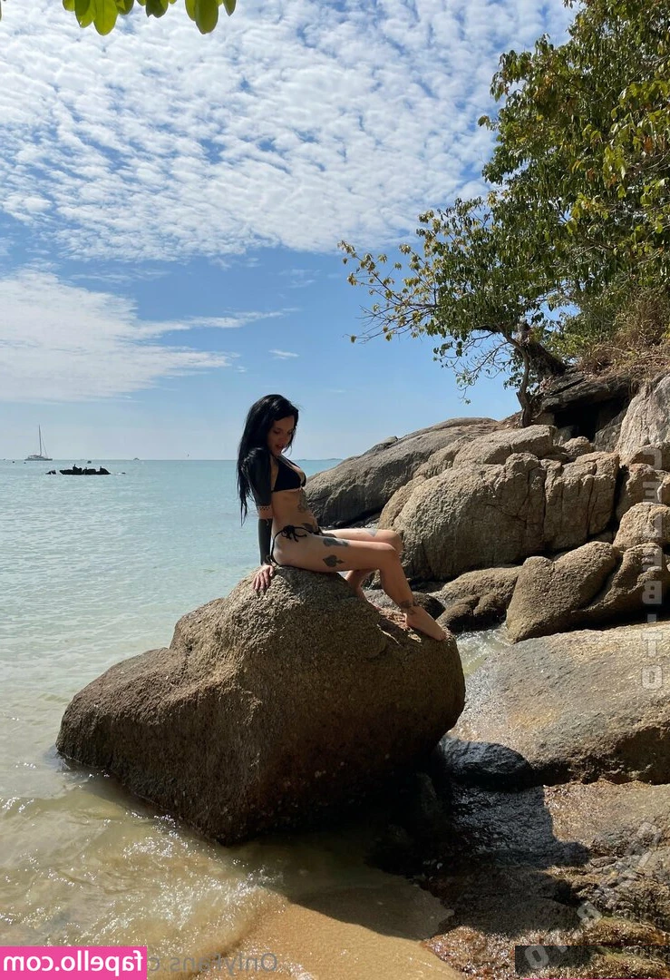 cutelissofficial - I'm loving my body, I'm really in my baddie era for real huh? 🥰😘