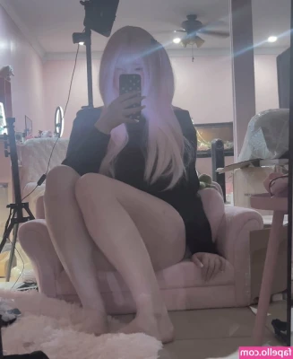 sickndcute - Here's your chance to worship my perfect Princess ass