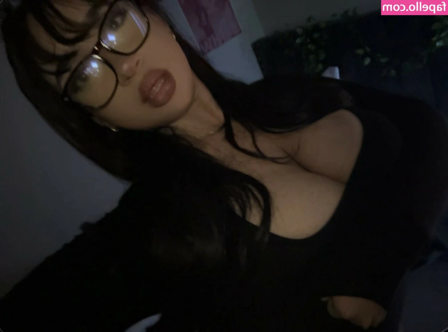yearnerfps - Que rica mamada me dieron esta tarde 😈  Insta : gulach._