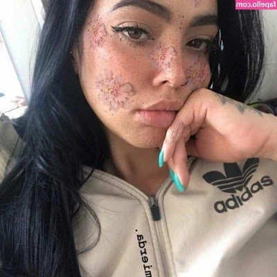 mikaelamvpoficial - Goodmorning Onlyfans    I m dropping new content today