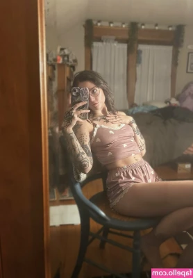 Emily415 - Y si me subo arriba tuyo bb