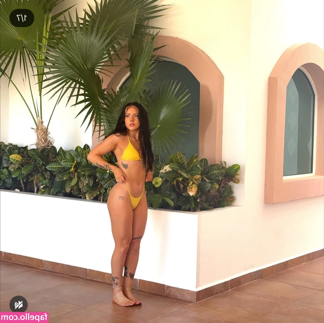 Sydney Miller [ sydney-miller ] - Ik ben al druk bezig voor je om je een geile ochtend te bezorgen 😏