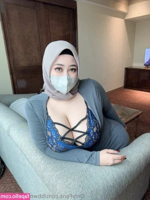 bbwmuslimdalia [ bbwmuslimdalia-5 ] - Dopo la doccia🙈 che grosseee hehe