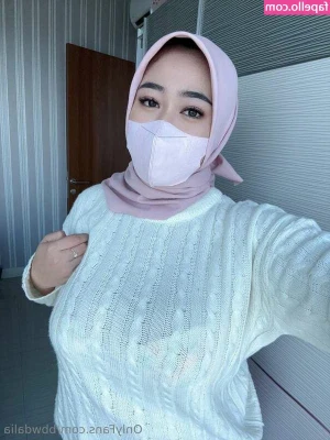 bbwmuslimdalia [ bbwmuslimdalia-5 ] - Check out these brand new milk makers