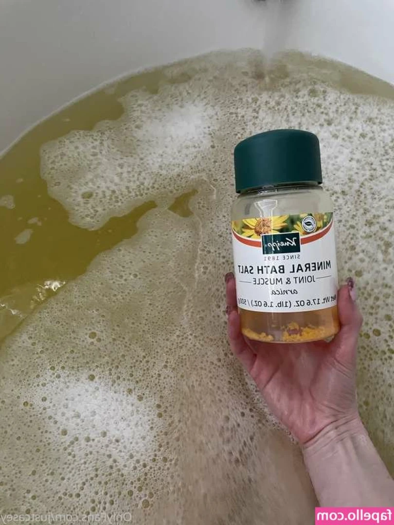 kcsweetheart - Yellow Jacket...